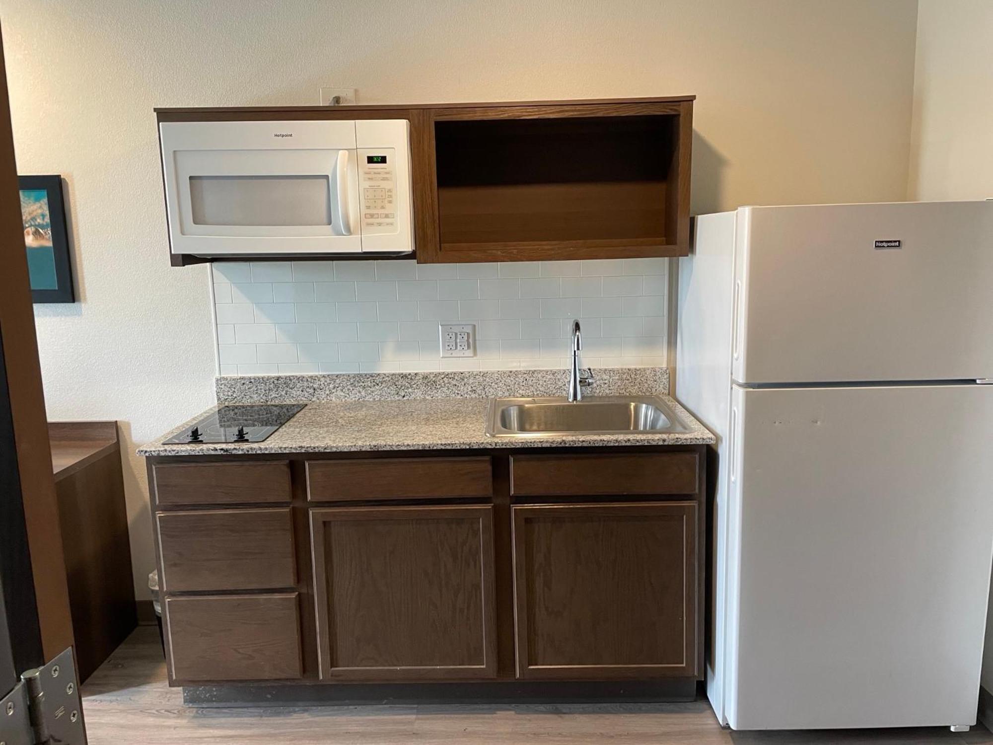 Woodspring Suites Detroit Madison Heights Exteriér fotografie